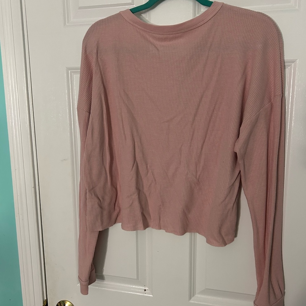 American Eagle Cropped Henley - Picture 2 of 3